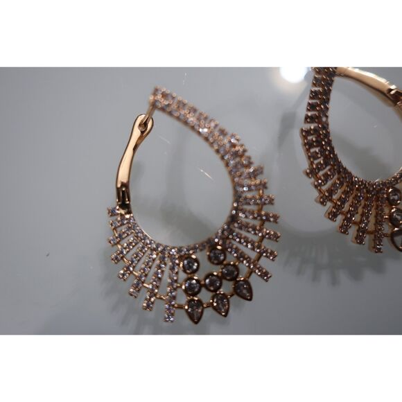 Gold Hoops Earrings Costume Jewelry NWOT - Picture 6 of 6